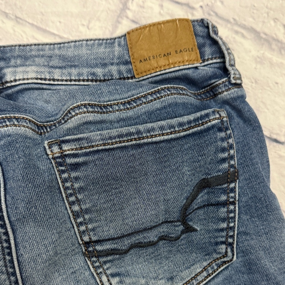 American Eagle Outfitters Dark Blue Skinny Jeans - Picture 6 of 9